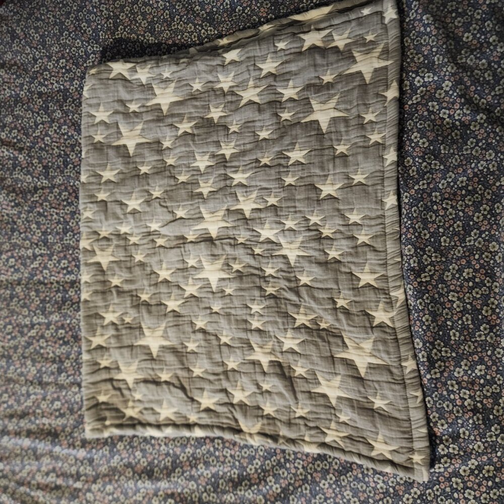 NWOT Ntbay Toddler Blanket